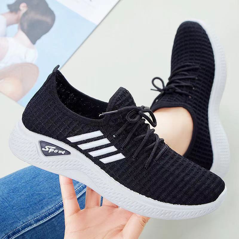 Women's Low-top Running Sneaker