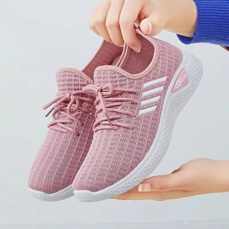 Women's Low-top Running Sneaker